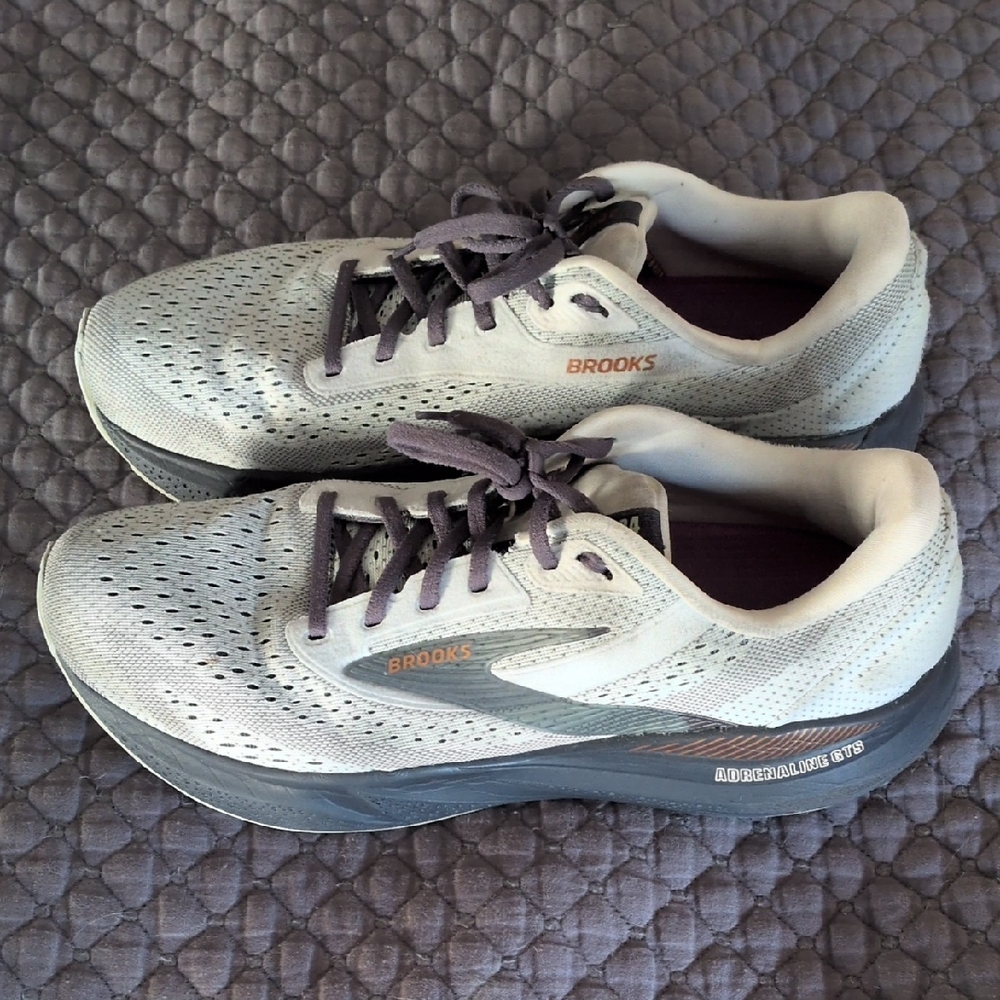 Brooks Gray and Black Athletic Shoes